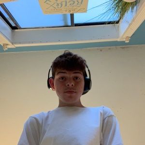 Meet your Posher, Evan